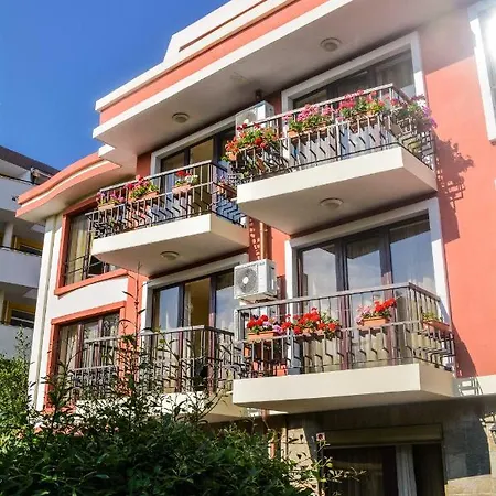 Welcoming Charming Studio Walk To Beach Ravda