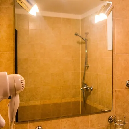 Welcoming Charming Studio Walk To Beach Apartamento *