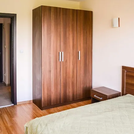Apartament Welcoming Charming Studio Walk To Beach Ravda