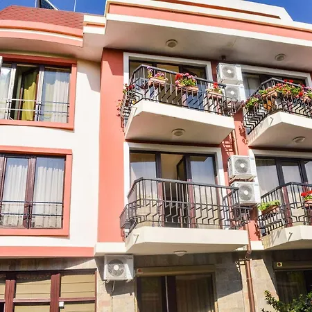 Welcoming Charming Studio Walk To Beach Ravda